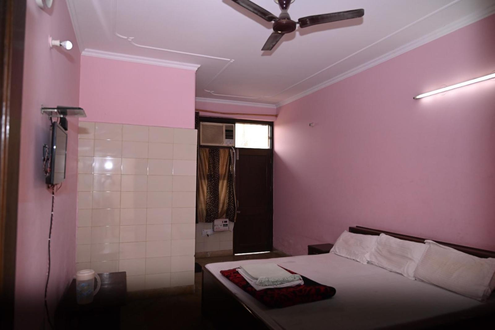 Hotel Sarva Darshan Ashram Haridwār Exterior foto
